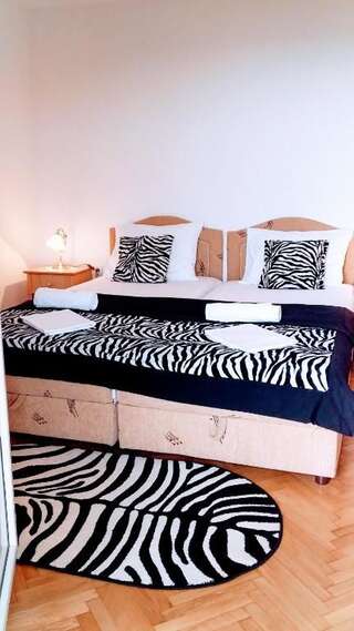 Апартаменты Apartmani Steni Свети-Стефан Номер-студио с балконом и видом на море-98