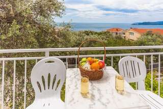 Апартаменты Apartmani Steni Свети-Стефан Номер-студио с балконом и видом на море-48