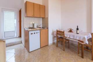 Апартаменты Apartmani Steni Свети-Стефан Номер-студио с балконом и видом на море-66